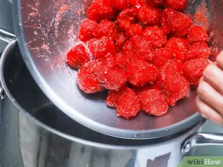 Image titled Make Strawberry Juice Step 16