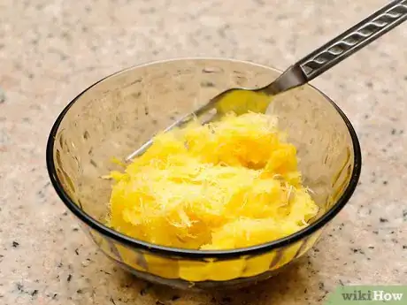 Image titled Cook Spaghetti Squash in Microwave Final