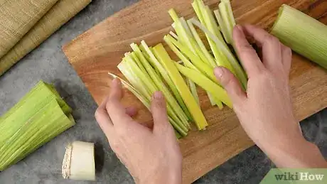 Image titled Cut Leeks Step 12