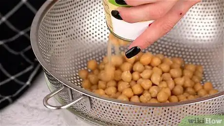 Image titled Cook Canned Chickpeas Step 1