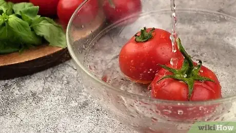 Image titled Freeze Tomatoes Step 2