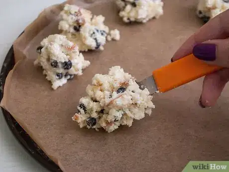 Image titled Make Blueberry Muffin Cake Pops Step 6