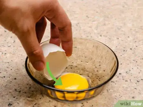 Image titled Separate an Egg Step 13