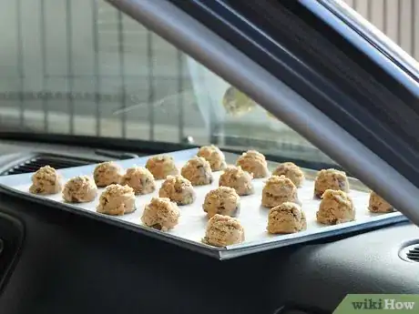 Image titled Bake Cookies on Your Car Dashboard Step 6