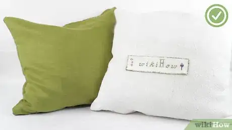 Image titled Make a Pillow Cover with a Zipper Step 14