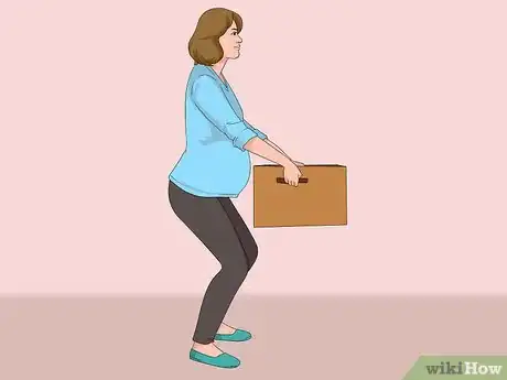 Image titled Lift Objects When Pregnant Step 7