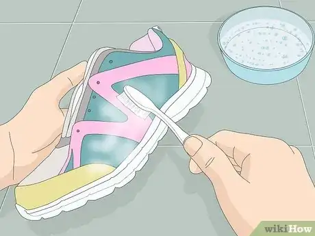 Image titled Clean Running Shoes Step 4