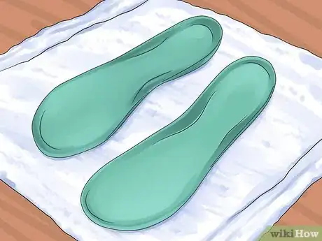 Image titled Clean Insoles Step 5