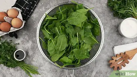 Image titled Steam Spinach Step 1