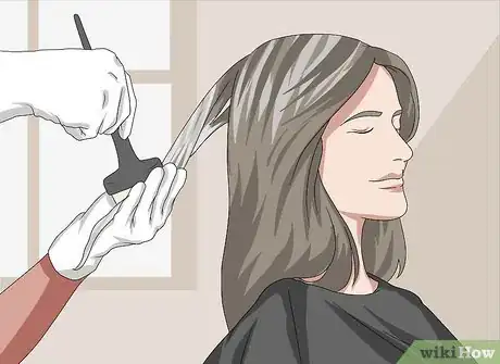 Image titled Apply a Hair Mask Step 5