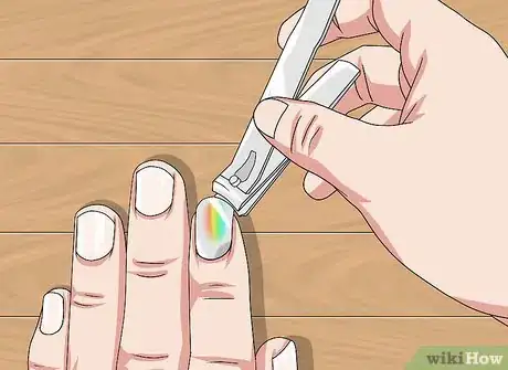 Image titled Make Holographic Nails Step 15