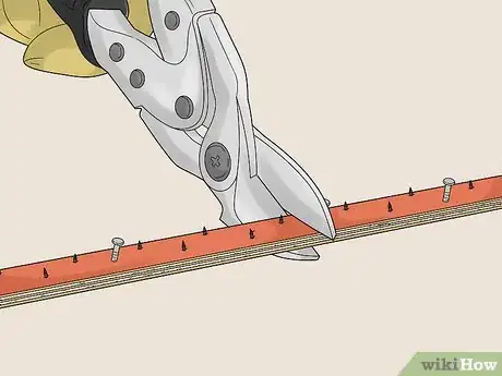 Image titled Fit Carpet Grippers Step 10