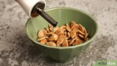 Image titled Make Pumpkin Seeds Step 10