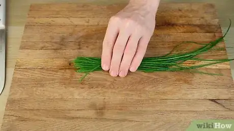 Image titled Cut Chives Step 4