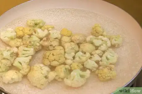 Image titled Prepare Cauliflower Florets Step 16