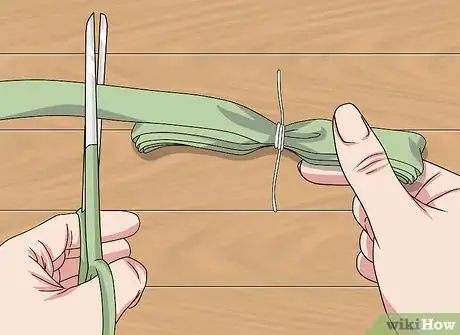 Image titled Make a Bow with Wired Ribbon Step 18