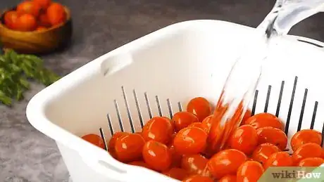 Image titled Roast Cherry Tomatoes Step 1