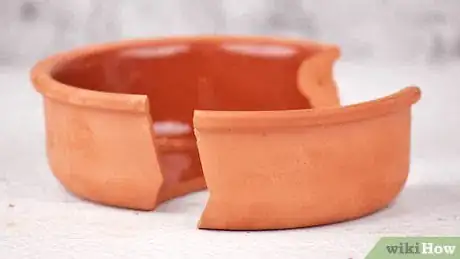 Image titled Repair a Terracotta Pot Step 1