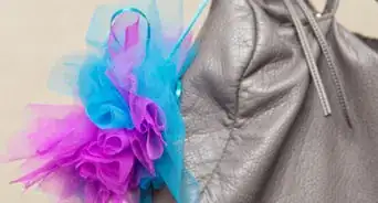 Make Tulle Pom Poms