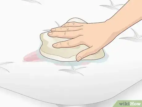 Image titled Remove Blood Stains from a Mattress Step 8