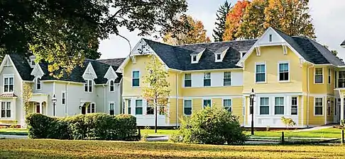 194 Main Street Dorm