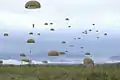 Parachute drop on the Ger zone by the 1er RHP.