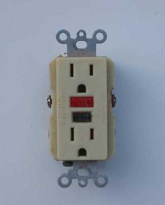Figure 11.16. Ground Fault Circuit Interruptor